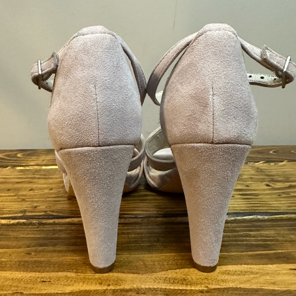 Boden Eva lavender suede leather heeled peep toe cutout shoe EU 39 - Picture 8 of 11